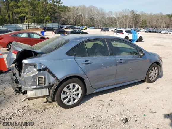 2022 Toyota Corolla LE with VIN JTDEPMAE4NJ225526, listed as a Copart auction lot 50910935 with 64,540 mi miles and Salvage Title. Bid and sale history available at carsss.com. Image 3.