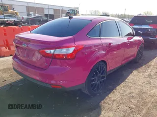 2012 Ford Focus SE with VIN 1FAHP3F2XCL211644, listed as a IAAI auction lot 41977107 with 142,271 mi miles and . Bid and sale history available at DreamBid. Image 4.