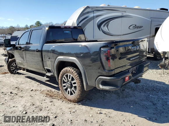 2021 GMC Sierra 2500HD AT4 z VIN 1GT49PEY6MF250229, wystawiony jako Copart lot #89206225 z przebiegiem 77 462 mil mil oraz Szkoda całkowita • Salvage title. Historia ofert i sprzedaży dostępna na DreamBid. Obrazek 2.