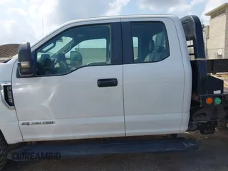 2018 Ford F-250 z VIN 1FD7X2BT6JEC67611, wystawiony jako IAAI lot #42426062 z przebiegiem Nie podano mil oraz . Historia ofert i sprzedaży dostępna na DreamBid. Obrazek 14.