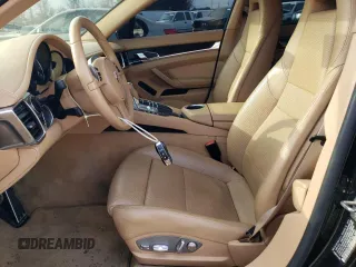 2011 Porsche Panamera z VIN WP0AA2A75BL021355, wystawiony jako Copart lot #45725345 z przebiegiem 71 849 mil mil oraz Szkoda całkowita • Salvage title. Historia ofert i sprzedaży dostępna na DreamBid. Obrazek 7.