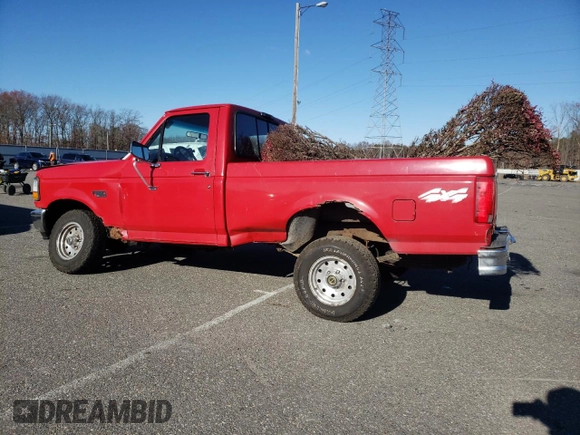 1996 Ford F-150 with VIN 1FTEF14NXTLB76833, listed as a Copart auction lot 82742374 with 250,375 mi miles and Salvage title. Bid and sale history available at DreamBid. Image 2.