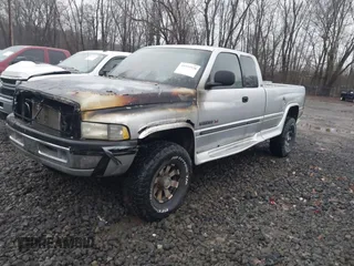 2001 Dodge Ram 2500 with VIN 3B7KF23Z21G722080, listed as a IAAI auction lot 41555920 with 68,760 mi miles. Bid and sale history available at carsss.com. Image 2.