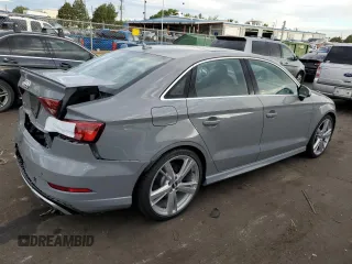 2018 Audi RS 3 z VIN WUABWGFF5J1902427, wystawiony jako Copart lot #67973714 z przebiegiem 27 864 mil mil oraz Szkoda całkowita • Salvage title. Historia ofert i sprzedaży dostępna na DreamBid. Obrazek 3.