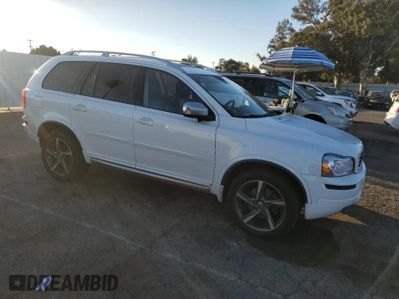 2013 Volvo XC90 R-Design with VIN YV4952CF7D1636660, listed as a Copart auction lot 76814054 with 142,928 mi miles and Clean Title. Bid and sale history available at DreamBid. Image 4.