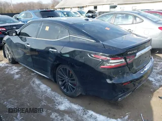 2020 Nissan Maxima Platinum with VIN 1N4AA6FVXLC377564, listed as a IAAI auction lot 41604109 with 125,823 mi miles and . Bid and sale history available at DreamBid. Image 3.