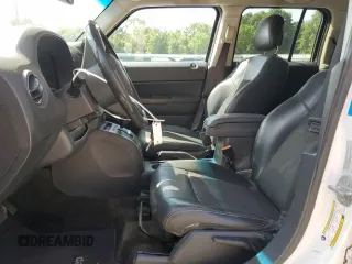 2016 Jeep Patriot Sport z VIN 1C4NJPBA3GD601892, wystawiony jako Copart lot #60680425 z przebiegiem 133 995 mil mil oraz Szkoda całkowita • Salvage title. Historia ofert i sprzedaży dostępna na DreamBid. Obrazek 7.