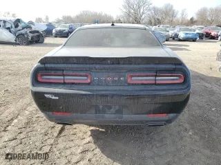 2015 Dodge Challenger SXT Plus with VIN 2C3CDZBG0FH861543, listed as a Copart auction lot 47440405 with 0 mi miles and Salvage Title. Bid and sale history available at carsss.com. Image 6.