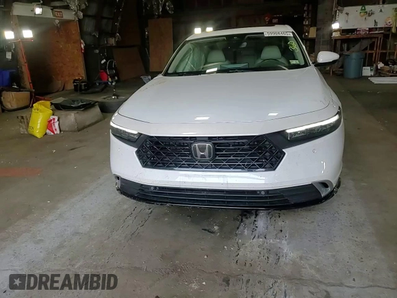 2023 Honda Accord Touring z VIN 1HGCY2F86PA036487, wystawiony jako Copart lot #59908465 z przebiegiem 21 597 mil mil oraz Szkoda całkowita • Salvage title. Historia ofert i sprzedaży dostępna na DreamBid. Obrazek 13.