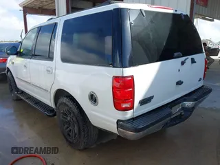 2002 Ford Expedition XLT с VIN 1FMRU15W62LA56553, выставлен на аукционе IAAI как лот 42454364 с пробегом Не указан миль и . История ставок и продаж доступна на DreamBid. Изображение 3.