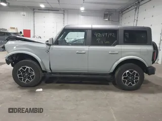 2023 Ford Bronco with VIN 1FMEE5BP7PLC09674, listed as a IAAI auction lot 42049792 with 25,937 mi miles and . Bid and sale history available at DreamBid. Image 14.