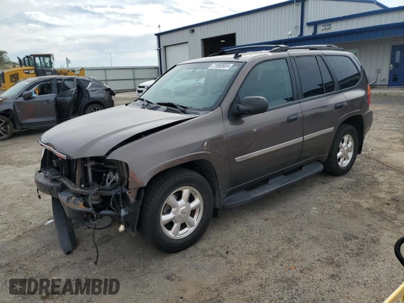2008 GMC Envoy SLE2 with VIN 1GKDT13S282147789, listed as a Copart auction lot 71950924 with 72,067 mi miles and Salvage Title. Bid and sale history available at DreamBid. Image 1.