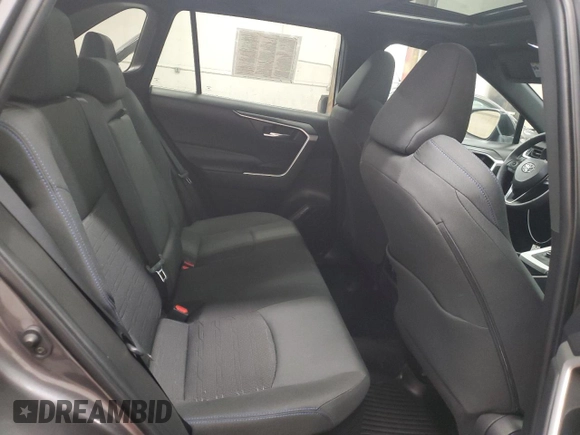 2022 Toyota RAV4 Hybrid SE z VIN 4T3T6RFVXNU086035, wystawiony jako Copart lot #61029535 z przebiegiem 52 174 mil mil oraz Szkoda całkowita • Salvage title. Historia ofert i sprzedaży dostępna na DreamBid. Obrazek 11.