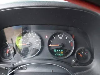 2013 Jeep Patriot Sport z VIN 1C4NJPBA6DD187373, wystawiony jako IAAI lot #41569641 z przebiegiem 172 408 mil mil oraz . Historia ofert i sprzedaży dostępna na DreamBid. Obrazek 7.