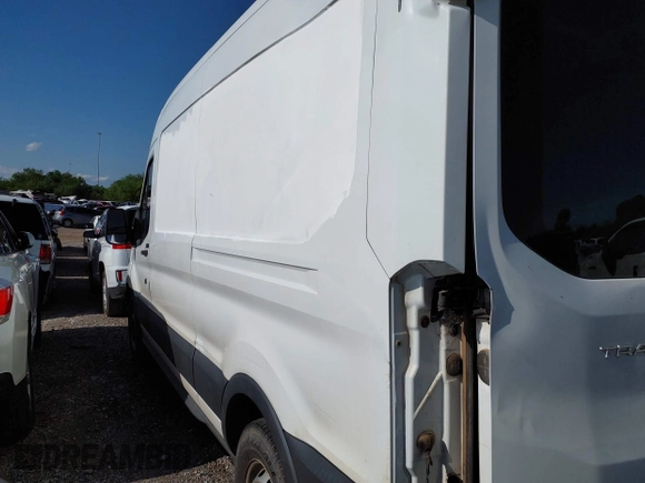 2017 Ford Transit with VIN 1FTYE2CM5HKA57289, listed as a IAAI auction lot 41946353 with 275,420 mi miles. Bid and sale history available at carsss.com. Image 22.