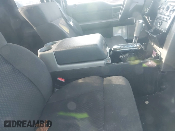 2008 Ford F-150 XLT with VIN 1FTPX14V38KD16997, listed as a IAAI auction lot 41614908 with 230,975 mi miles. Bid and sale history available at carsss.com. Image 5.