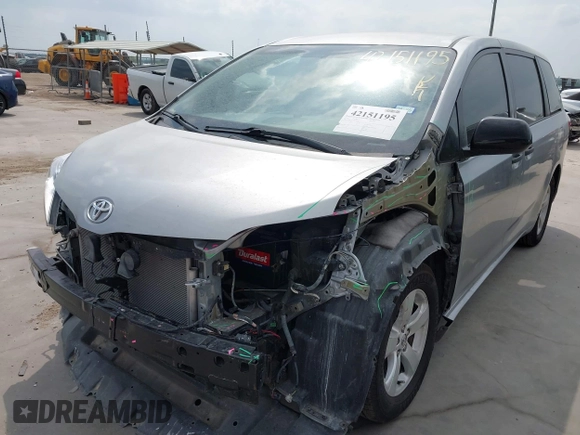 2016 Toyota Sienna L с VIN 5TDZK3DC7GS756195, выставлен на аукционе IAAI как лот 42151195 с пробегом 119 695 миль миль и . История ставок и продаж доступна на DreamBid. Изображение 6.