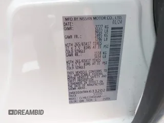 2024 Nissan Frontier SV z VIN 1N6ED1EK9RN633202, wystawiony jako IAAI lot #42227535 z przebiegiem 26 224 mil mil oraz . Historia ofert i sprzedaży dostępna na DreamBid. Obrazek 9.