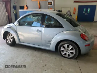 2010 Volkswagen New Beetle Coupe Final Edition with VIN 3VWRG3AG5AM017193, listed as a Copart auction lot 63524734 with 95,589 mi miles and Salvage Title. Bid and sale history available at carsss.com. Image 2.