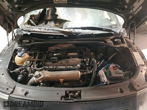 2001 Audi TT with VIN TRUWX28N811020886, listed as a Copart auction lot 87204464 with 0 mi miles and Salvage Title. Bid and sale history available at carsss.com. Image 12.