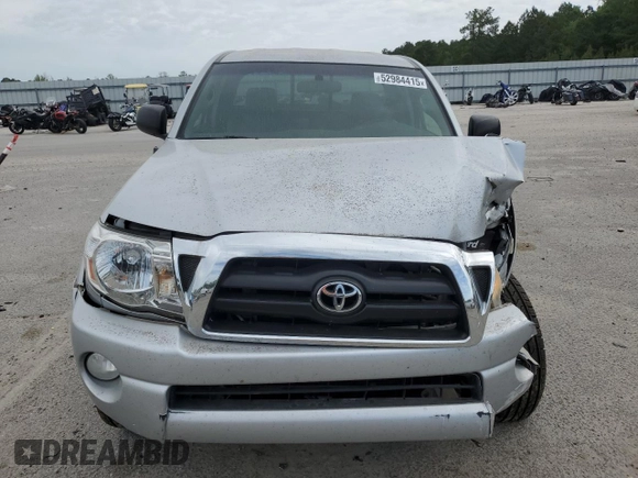 2008 Toyota Tacoma PreRunner z VIN 5TETU62N58Z471571, wystawiony jako Copart lot #52984415 z przebiegiem 122 401 mil mil oraz Szkoda całkowita • Salvage title. Historia ofert i sprzedaży dostępna na DreamBid. Obrazek 5.