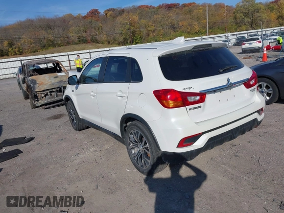 2018 Mitsubishi Outlander Sport ES 2.0 with VIN JA4AR3AU1JZ018060, listed as a IAAI auction lot 40712329 with 118,852 mi miles. Bid and sale history available at carsss.com. Image 3.