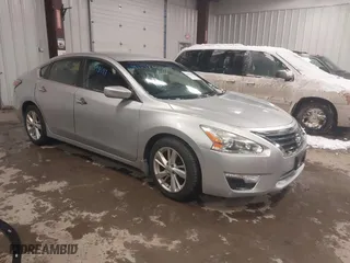 2014 Nissan Altima 2.5 SV with VIN 1N4AL3AP3EC133906, listed as a IAAI auction lot 41598697 with 155,939 mi miles. Bid and sale history available at carsss.com. Image 1.