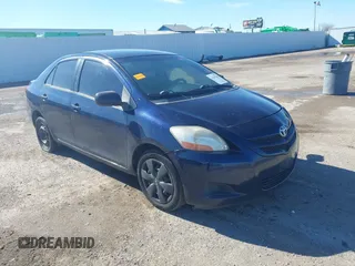 2008 Toyota Yaris z VIN JTDBT923181194510, wystawiony jako IAAI lot #41647666 z przebiegiem Nie podano mil oraz . Historia ofert i sprzedaży dostępna na DreamBid. Obrazek 1.