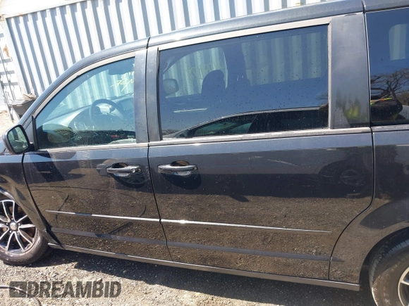 2016 Dodge Grand Caravan SXT with VIN 2C4RDGCG2GR118242, listed as a IAAI auction lot 41981178 with 150,586 mi miles and . Bid and sale history available at DreamBid. Image 15.