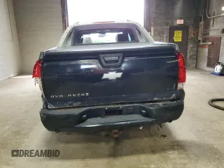 2009 Chevrolet Avalanche LTZ z VIN 3GNFK32099G228064, wystawiony jako Copart lot #55728085 z przebiegiem 162 389 mil mil oraz Szkoda całkowita • Salvage title. Historia ofert i sprzedaży dostępna na DreamBid. Obrazek 6.