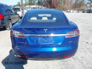 2016 Tesla Model S 90D with VIN 5YJSA1E25GF144614, listed as a IAAI auction lot 40941311 with 83,587 mi miles and . Bid and sale history available at DreamBid. Image 15.