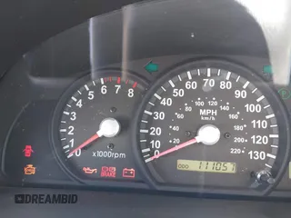 2006 Kia Sorento LX z VIN KNDJD733865576079, wystawiony jako IAAI lot #42294266 z przebiegiem 111 057 mil mil oraz . Historia ofert i sprzedaży dostępna na DreamBid. Obrazek 7.