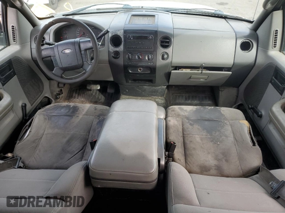 2007 Ford F-150 XL with VIN 1FTVX12517NA56252, listed as a Copart auction lot 82654414 with 464,180 mi miles and Clean title. Bid and sale history available at DreamBid. Image 8.