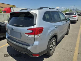 2019 Subaru Forester Premium with VIN JF2SKAGC7KH552139, listed as a IAAI auction lot 42566945 with 204,278 mi miles and . Bid and sale history available at DreamBid. Image 30.