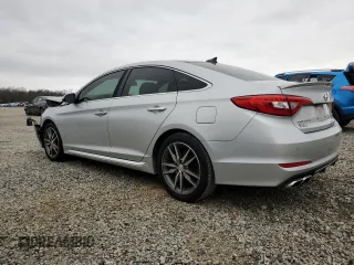 2015 Hyundai Sonata Sport z VIN 5NPE34AB3FH077882, wystawiony jako Copart lot #48311875 z przebiegiem 129 222 mil mil oraz Czysty tytuł • Clean title. Historia ofert i sprzedaży dostępna na DreamBid. Obrazek 2.