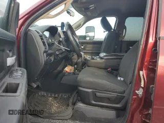 2019 Ram 3500 Tradesman with VIN 3C63RRGL9KG536667, listed as a Copart auction lot 72120564 with 306,299 mi miles and Clean Title. Bid and sale history available at carsss.com. Image 7.
