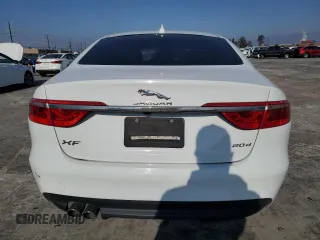 2018 Jaguar XF with VIN SAJBD4FN3JCY57700, listed as a Copart auction lot 42643035 with 67,909 mi miles and Salvage Title. Bid and sale history available at DreamBid. Image 6.