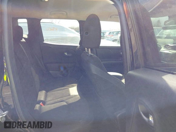2018 Jeep Renegade Altitude с VIN ZACCJABB9JPH31455, выставлен на аукционе IAAI как лот 41722675 с пробегом 70 338 миль миль и . История ставок и продаж доступна на DreamBid. Изображение 8.