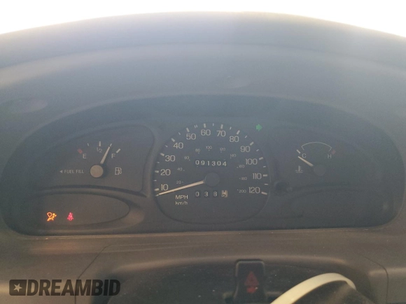 2001 Ford Escort Fleet with VIN 3FAFP13P01R211825, listed as a Copart auction lot 57165045 with 91,304 mi miles and Non repairable. Bid and sale history available at DreamBid. Image 9.