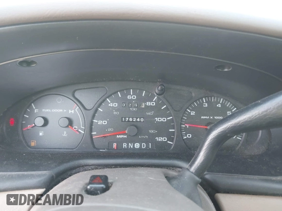 2001 Ford Taurus SE with VIN 1FAFP53211A269576, listed as a IAAI auction lot 42606231 with 176,240 mi miles and . Bid and sale history available at DreamBid. Image 7.