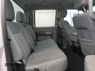 2015 Ford F-350 Platinum z VIN 1FT8W3BT6FEB33299, wystawiony jako Copart lot #50823435 z przebiegiem 147 533 mil mil oraz Szkoda całkowita • Salvage title. Historia ofert i sprzedaży dostępna na DreamBid. Obrazek 10.