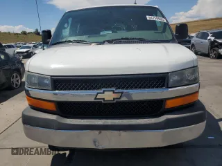 2015 Chevrolet Express Passenger LT with VIN 1GAZG1FG6F1217514, listed as a Copart auction lot 64759505 with 270,681 mi miles and Clean title. Bid and sale history available at DreamBid. Image 5.