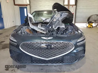 2023 Genesis G70 2.0T z VIN KMTG34TA3PU125824, wystawiony jako Copart lot #60723445 z przebiegiem Nie podano mil oraz Nie do naprawy • Non repairable. Historia ofert i sprzedaży dostępna na DreamBid. Obrazek 5.