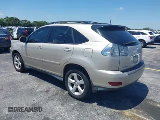 2005 Lexus RX 330 z VIN 2T2HA31U05C059173, wystawiony jako IAAI lot #42039940 z przebiegiem 165 393 mil mil oraz . Historia ofert i sprzedaży dostępna na DreamBid. Obrazek 3.