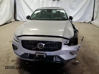 2024 Volvo S60 Plus Dark Theme with VIN 7JRL12FL6RG306908, listed as a Copart auction lot 44723425 with 1,412 mi miles and Salvage title. Bid and sale history available at DreamBid. Image 5.