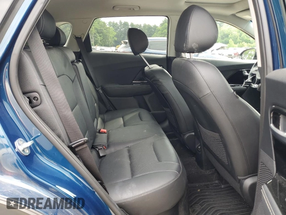 2019 Kia Niro Touring with VIN KNDCE3LCXK5345712, listed as a Copart auction lot 61921284 with 57,903 mi miles and Salvage Title. Bid and sale history available at carsss.com. Image 10.