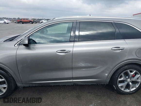 2017 Kia Sorento SXL z VIN 5XYPK4A50HG314022, wystawiony jako IAAI lot #41340327 z przebiegiem 97 130 mil mil oraz . Historia ofert i sprzedaży dostępna na DreamBid. Obrazek 14.