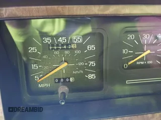 1986 Ford F-250 with VIN 1FTHX26L7GKB43411, listed as a IAAI auction lot 42258434 with 21,142 mi miles and . Bid and sale history available at DreamBid. Image 7.
