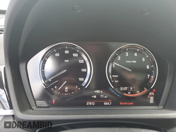 2018 BMW X1 xDrive28i with VIN WBXHT3C35J5L29298, listed as a Copart auction lot 59041435 with 27,612 mi miles and Salvage title. Bid and sale history available at DreamBid. Image 9.