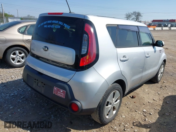 2015 Kia Soul with VIN KNDJN2A24F7793515, listed as a IAAI auction lot 41921297 with 111,967 mi miles. Bid and sale history available at carsss.com. Image 4.